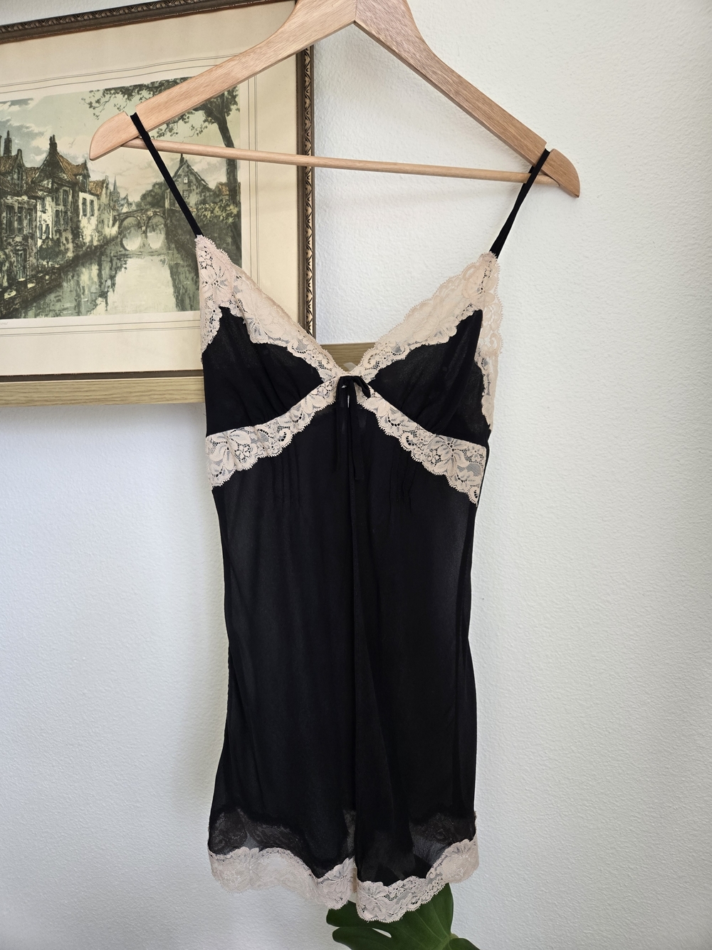 Y2K | Victoria's Secret Silk Lace Babydoll Slip | Size Small